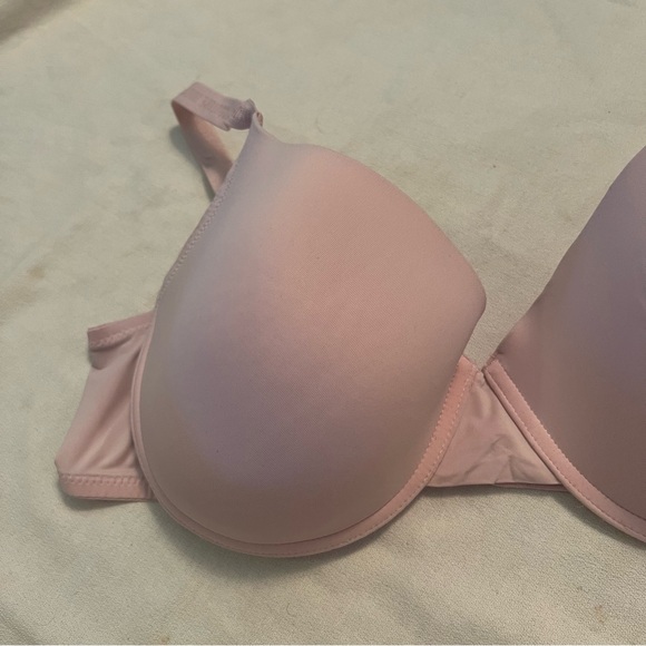 Juicy Couture Other - Women's juicy couture Pink Bra